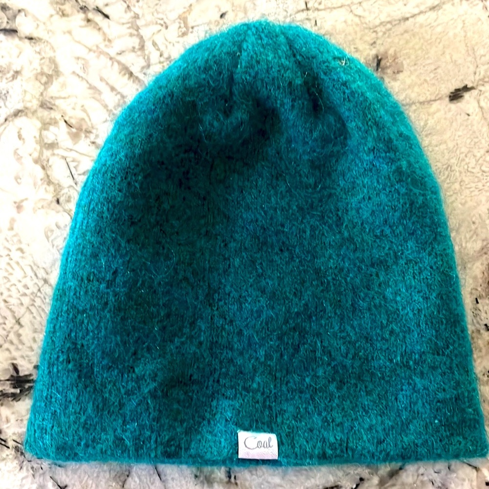 Coal Touque in beautiful turquoise green.